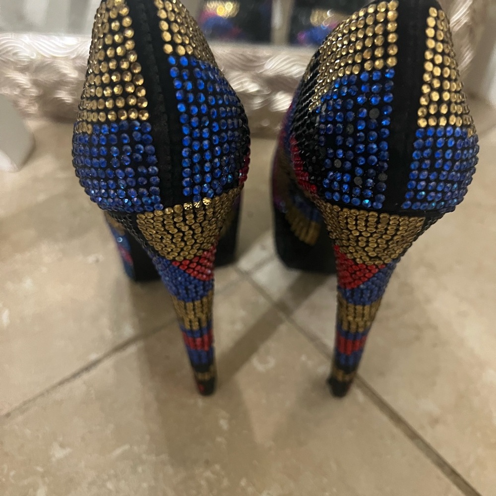 Steve Madden Black and Blue platform Embellished Heels - Picture 4 of 6